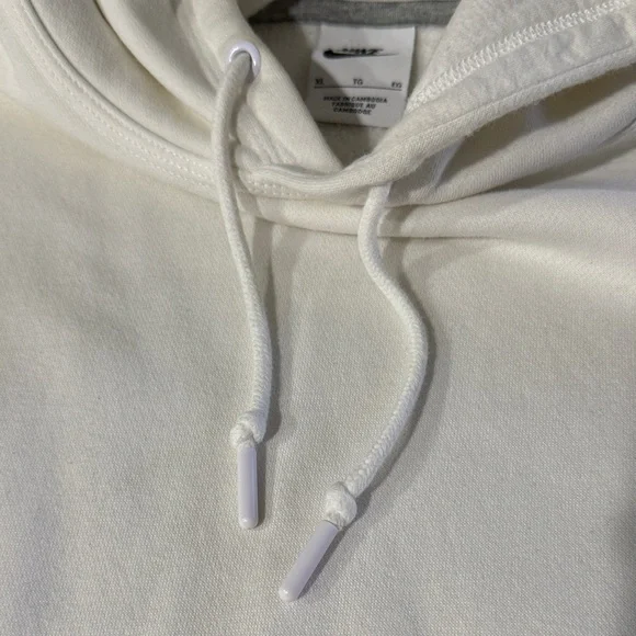 Nike Men's White Hoodie Sweater - Picture 5 of 8